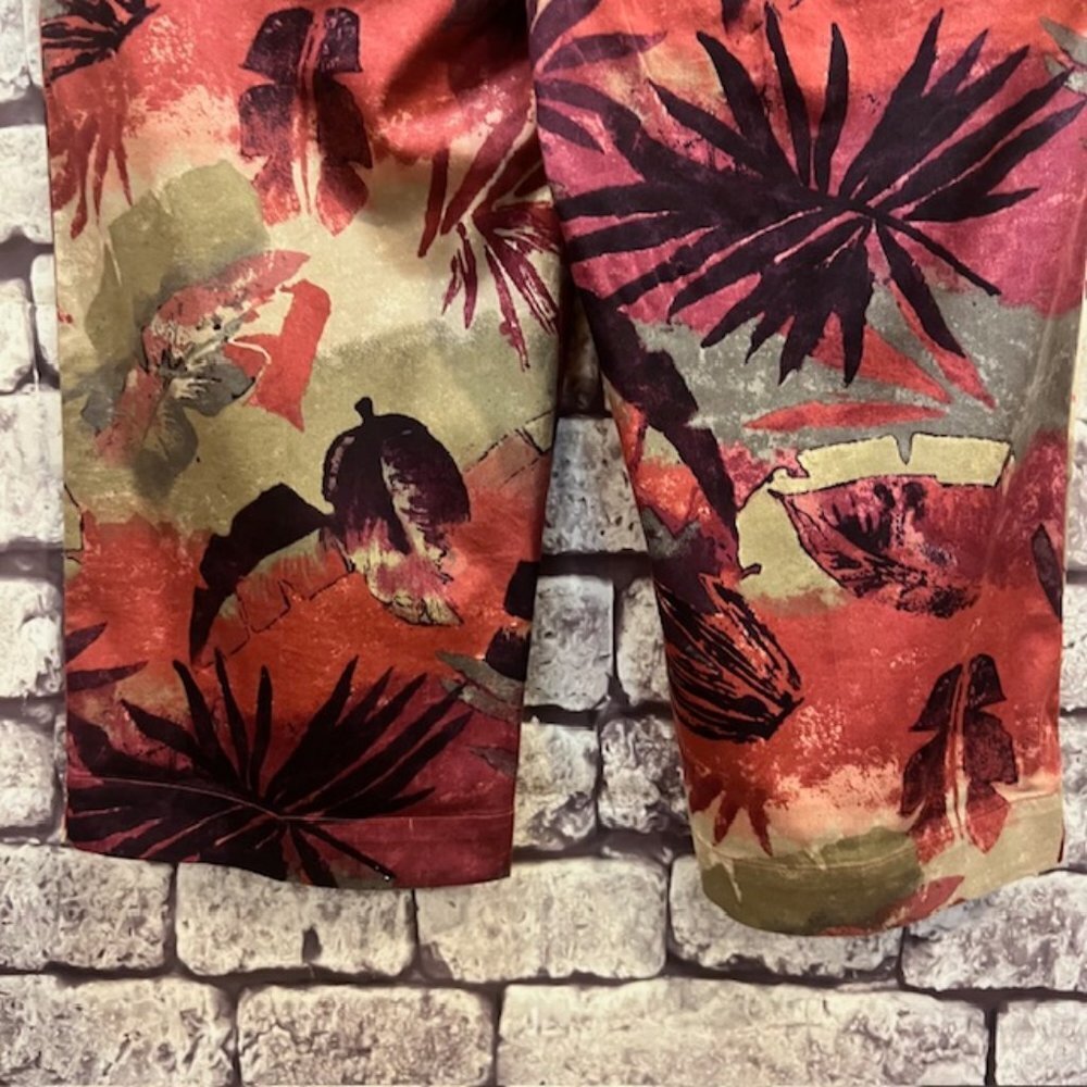 Chico's Design Purple & Green Crop Pants Size Large - Picture 8 of 9